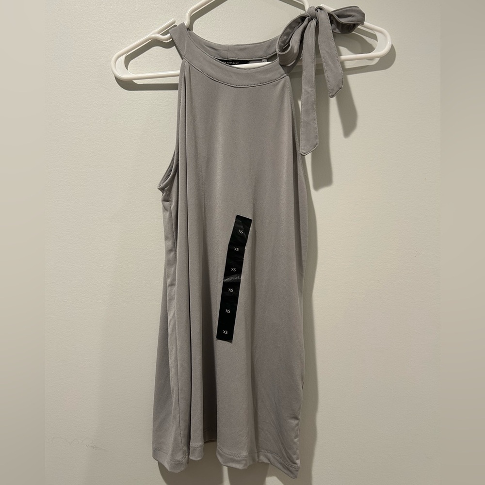 Banana Republic Gray Bow-Tie Tank Top - Picture 3 of 5